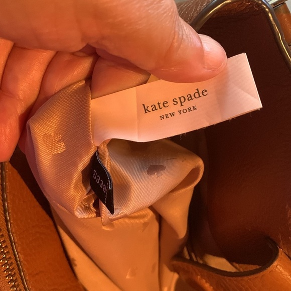 Gently Loved Leather Shoulder Bag by Kate Spade - Picture 9 of 16